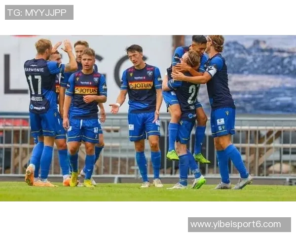 克里斯蒂称赞球队先发实力替补阵容深度或为联盟顶尖水平 克里斯蒂称赞球队先发实力替补阵容深度或为联盟顶尖水平