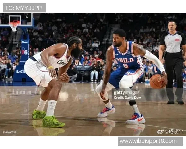 乔治复出首秀对决老东家76人先发阵容搭档马克西与庄神共战 乔治复出首秀对决老东家76人先发阵容搭档马克西与庄神共战