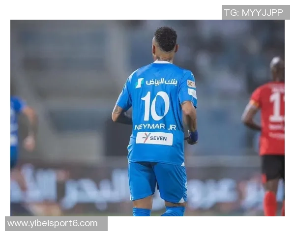 沙特联赛最新动态利雅得新月强势反超登顶胜利遭遇首败失去榜首位置