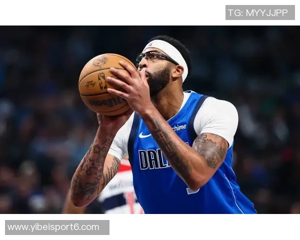 独行侠核心阵容年龄偏大弗拉格迅速成长是争冠希望的关键