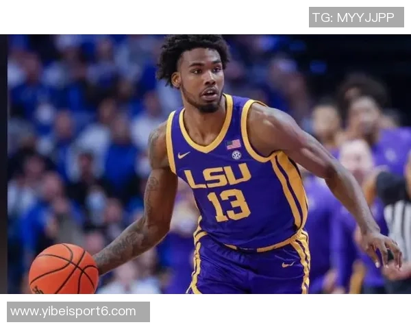 华盛顿谈弗拉格表现称其正在努力寻求个人定位与发展方向 华盛顿谈弗拉格表现称其正在努力寻求个人定位与发展方向